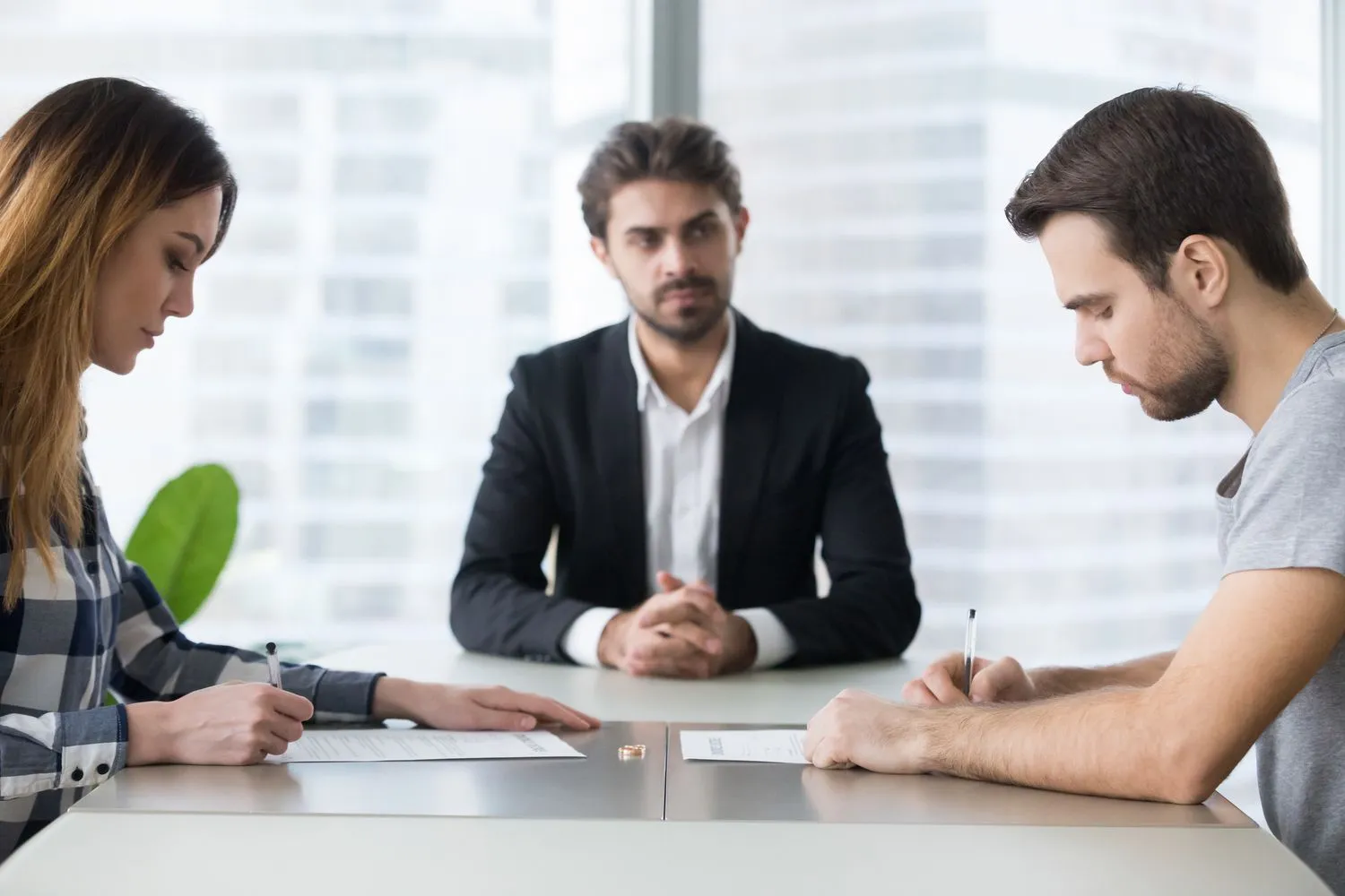 How EH Mediation Guides Couples Toward Fair and Balanced Outcomes Seaham